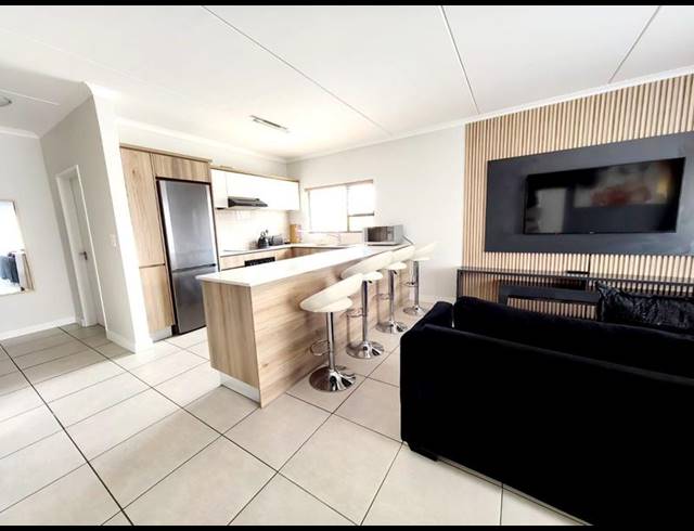 2 BEDROOM PROPERTY TO RENT IN LINBRO PARK